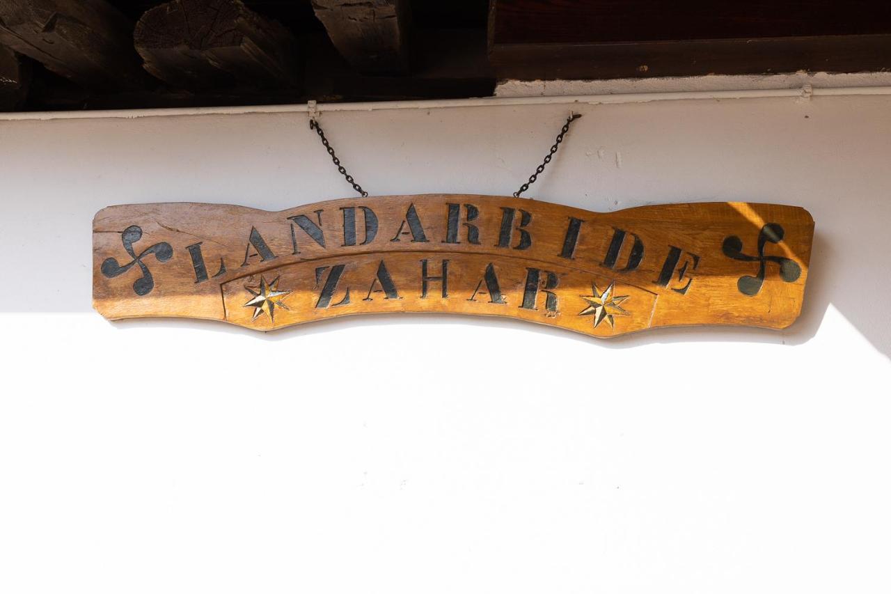 Agroturismo Landarbide Zahar Aia Εξωτερικό φωτογραφία